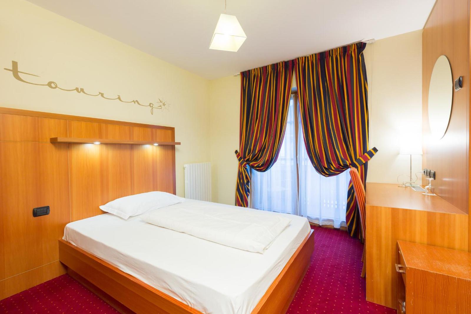 Hotel Touring